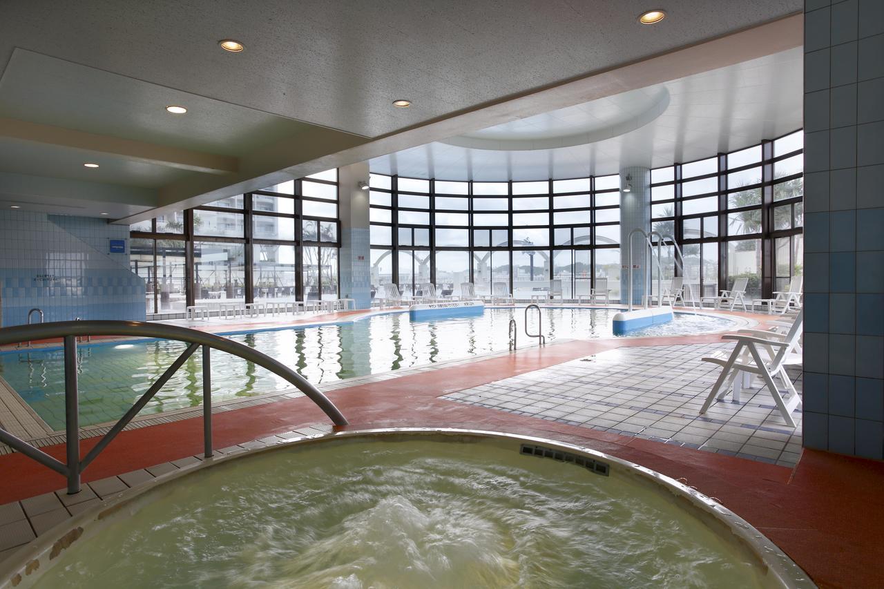 Loisir Spa Tower Naha Exterior photo