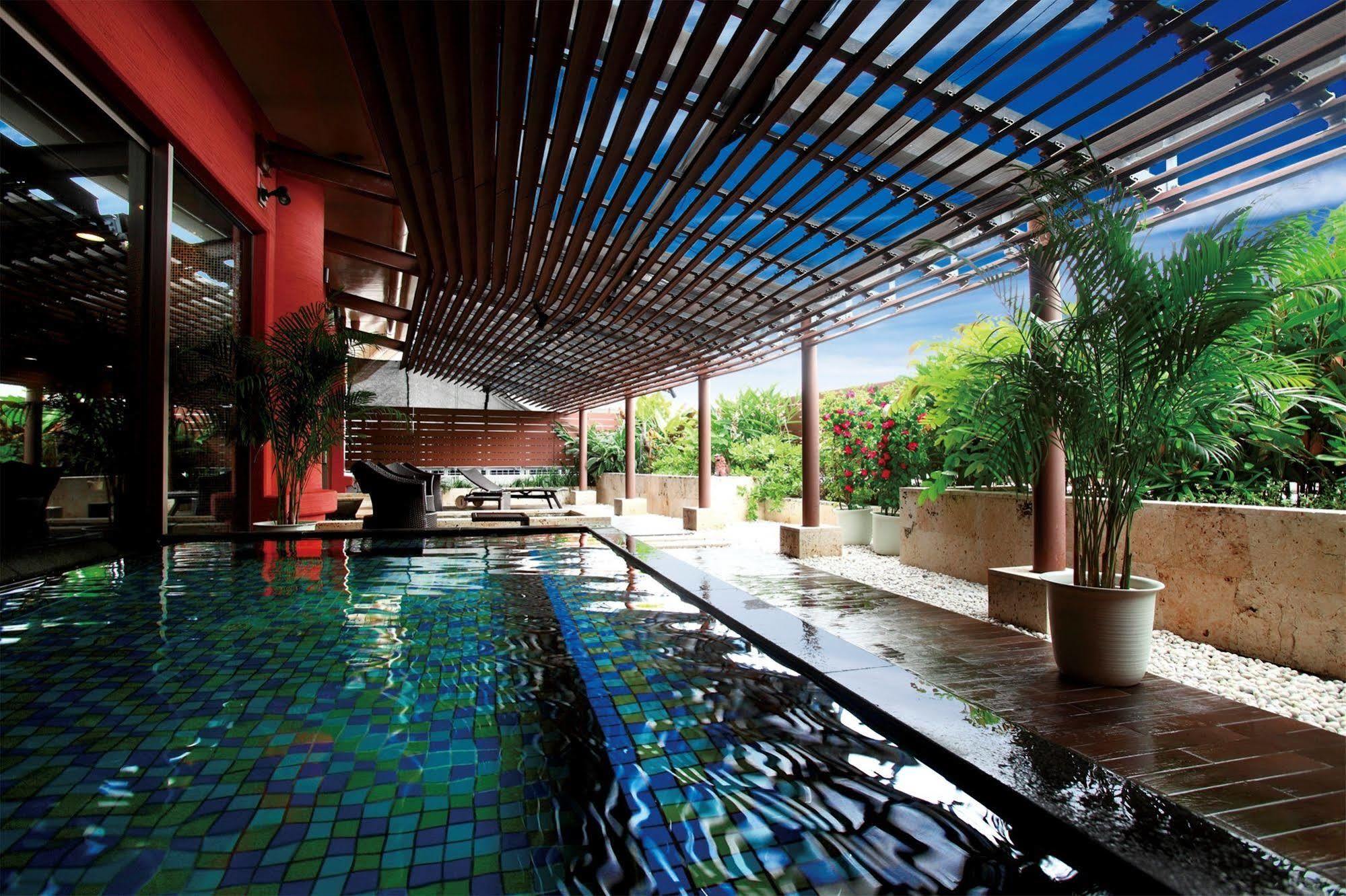 Loisir Spa Tower Naha Exterior photo